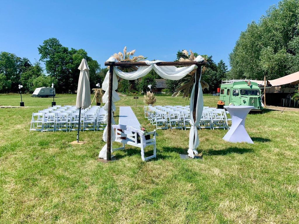 zomerfestival bruiloft