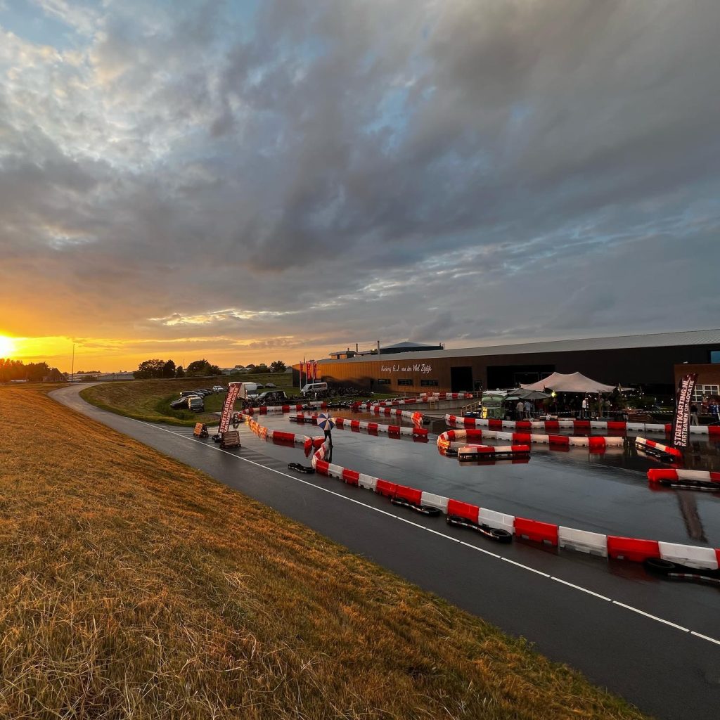 bedrijfsfeest van kwekerij GJ Van der Wel Tomaten